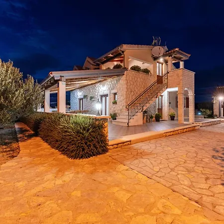 Vakantiehuis My Dalmatia - Marijana With Private Pool *