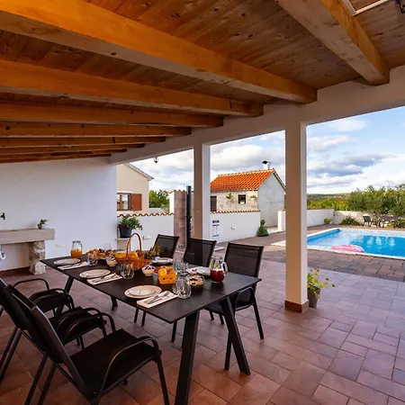 My Dalmatia - Marijana With Private Pool Casa vacanze *
