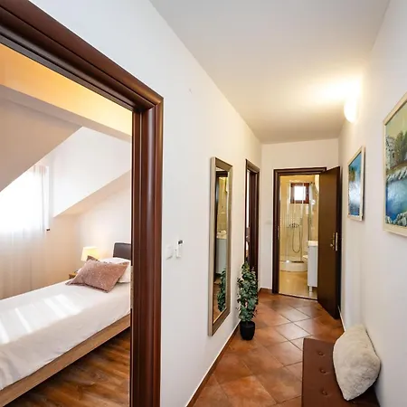 My Dalmatia - Marijana With Private Pool Casa vacanze Skradin